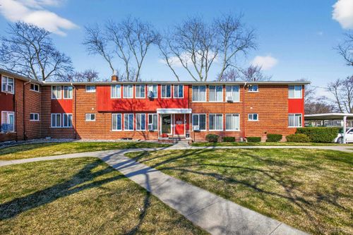 2419 Damman Dr, Midland, MI, 48640-4535 | Card Image