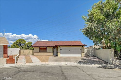 7330 Clearwater Cir, Las Vegas, NV, 89147-4604 | Card Image