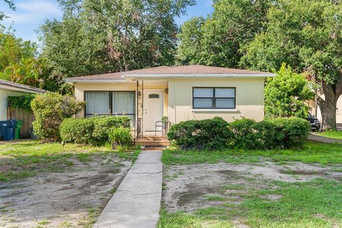 3622 W Mullen Ave, TAMPA, FL, 33609-4512 | Card Image