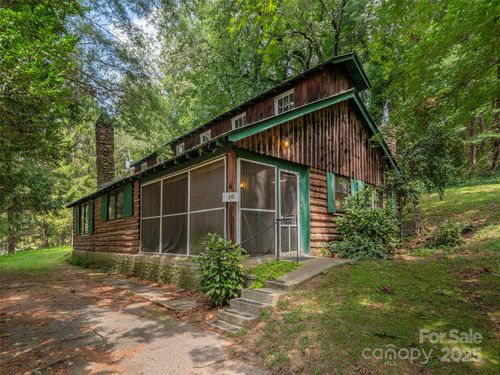 10 Beaverdam Knoll Rd, Asheville, NC, 28804-2709 | Card Image