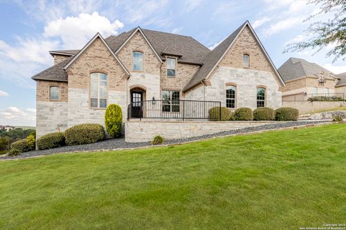 8027 Vanity Hl, San Antonio, TX, 78256-2509 | Card Image