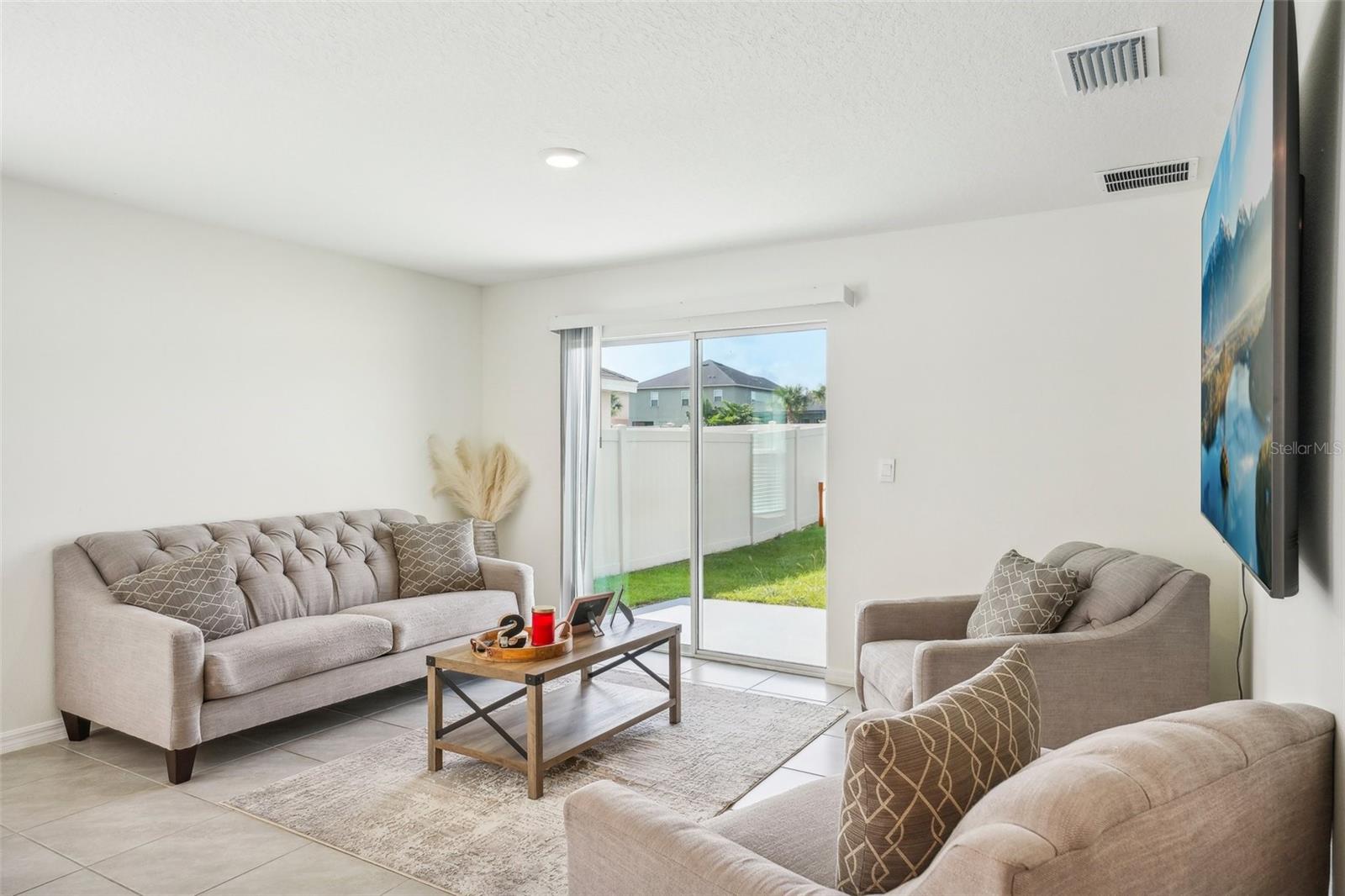 Residential in RIVERVIEW 4