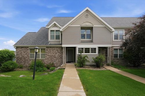 3027 Stratton Way, Madison, WI, 53719 | Card Image