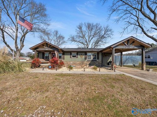 704 Nebraska Ave, Stevenson, AL, 35772-3065 | Card Image