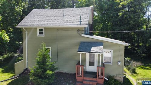 116 N Railroad Ave, Mahwah, NJ, 07430-1269 | Card Image