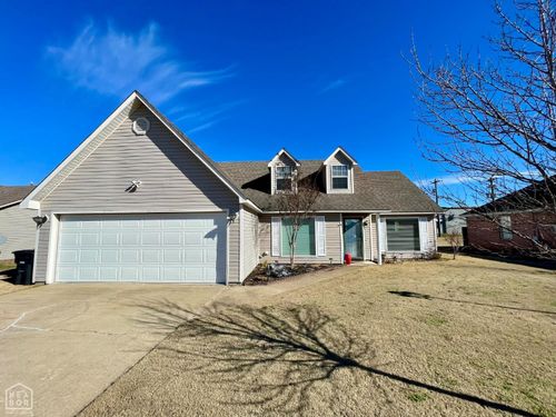 708 Dwight St, Trumann, AR, 72472-1206 | Card Image