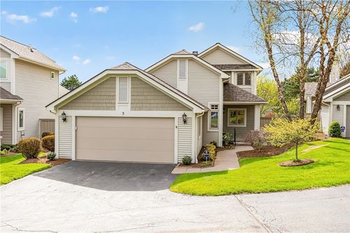 3 Bristol View Dr, Fairport, NY, 14450-4224 | Card Image