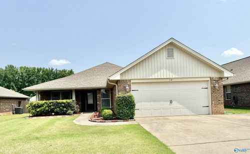 116 Middlewich Dr, Madison, AL, 35756-5611 | Card Image