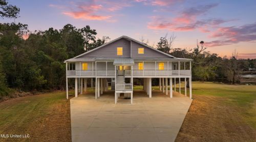 3285 Sandy Bluff Dr, D'Iberville, MS, 39540-8163 | Card Image