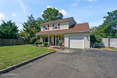 106 Walling Street, House other with 3 bedrooms, 1 bathrooms and null parking in Belford NJ | Image 2