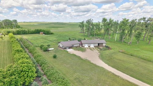 3843 113th Ave Se, Valley City, ND, 58072-9510 | Card Image