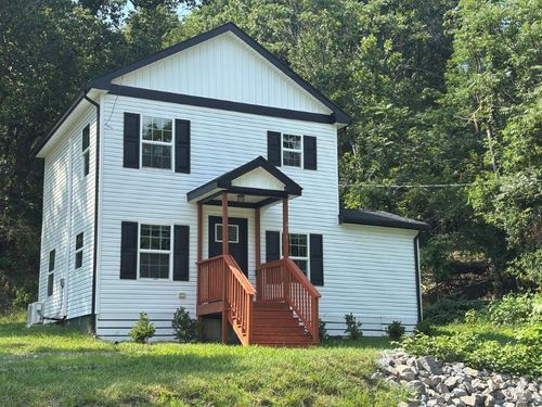 811 Montvue Rd, Salem, VA, 24153-1589 | Card Image