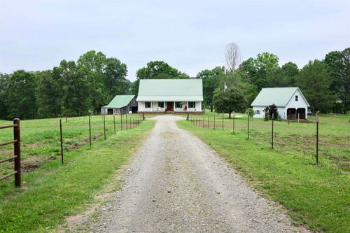 129 Old Ridge Rd, Salem, AR, 72576-7037 | Card Image