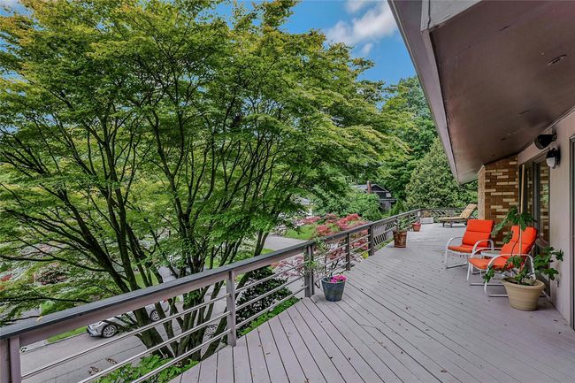 View of wooden terrace | Image 23