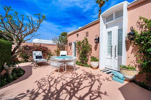 47159 El Menara Cir, Palm Desert, CA, 92260-5811 | Card Image