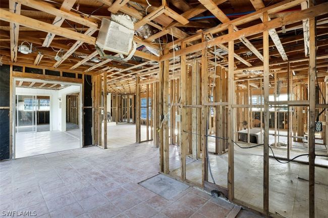 1057 Blue Heron Dr, House other with 3 bedrooms, 3 bathrooms and null parking in Sanibel FL | Image 9