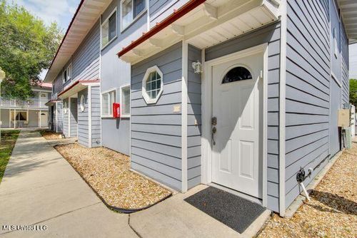176-1664 Beach Blvd, Biloxi, MS, 39531-5361 | Card Image