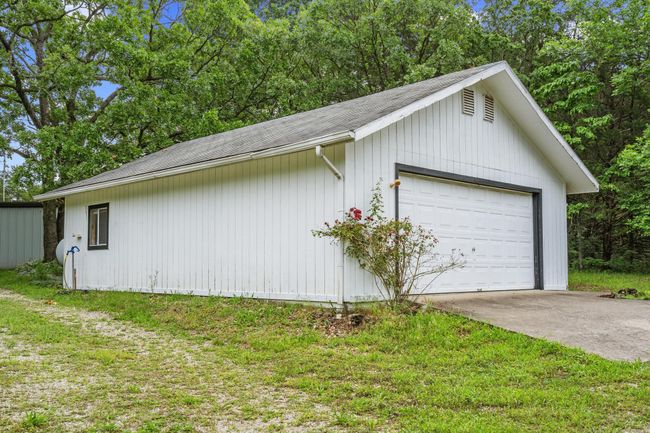 Table Rock Lake Home Acreage | Image 40