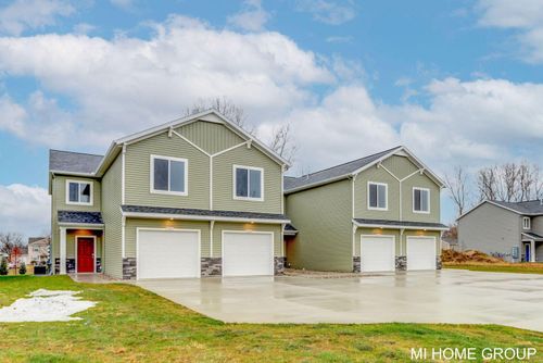 13666 Signature Dr, Holland, MI, 49424-7276 | Card Image