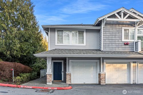 21-3-5208 236th Pl Se, Issaquah, WA, 98029-7695 | Card Image