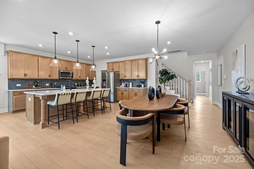 2962 Clyde Dr, Charlotte, NC, 28208-3211 | Card Image