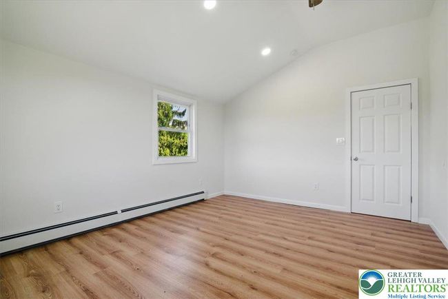 Bedroom #3 | Image 38