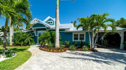 403 75th St, Holmes Beach, FL, 34217-1002 | Card Image