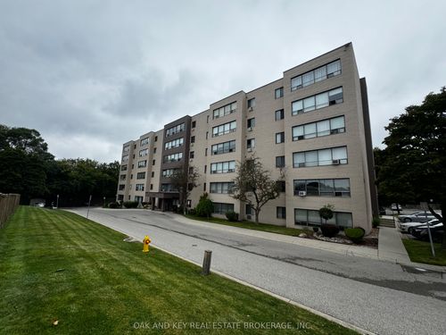 606-650 Cheapside St, London, ON, N5Y5J8 | Card Image