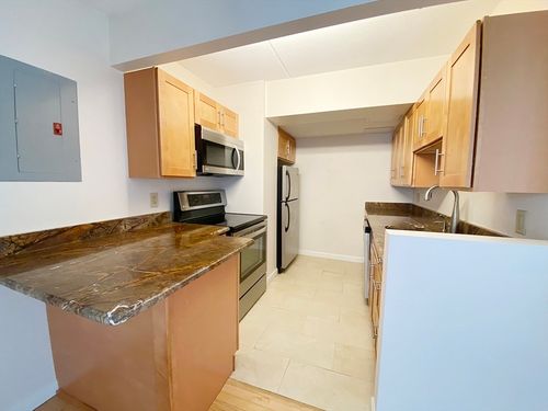 3h-108 Peterborough St, Boston, MA, 02215-4765 | Card Image
