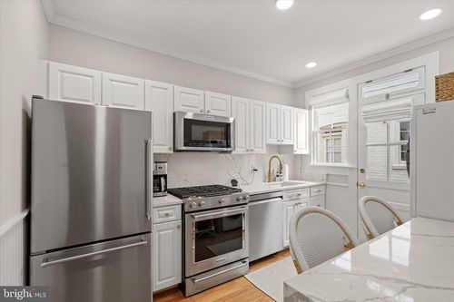 apt-3-2605 O St Nw, WASHINGTON, DC, 20007-3126 | Card Image