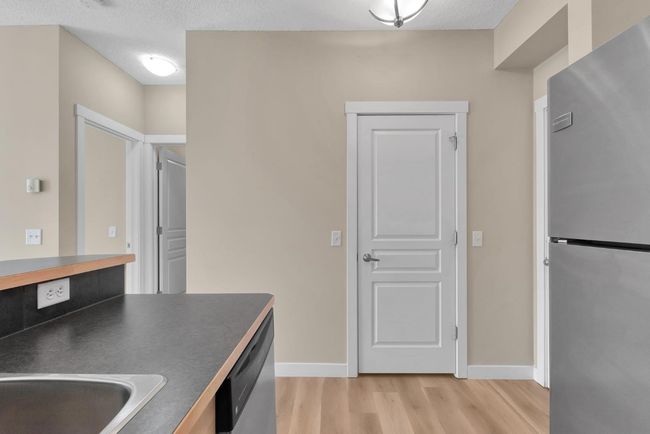 2107 - 211 Aspen Stone Boulevard Sw, Condo with 1 bedrooms, 1 bathrooms and 1 parking in Calgary AB | Image 8