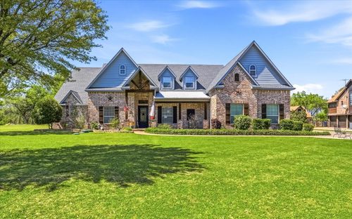 657 Hidden Lakes Blvd, Gunter, TX, 75058-3242 | Card Image