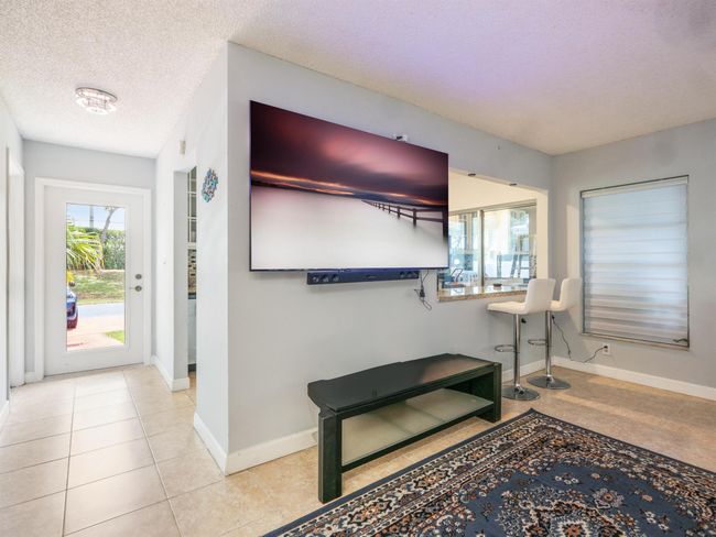 8761 Echo Ln, Condo with 2 bedrooms, 2 bathrooms and null parking in Boca Raton FL | Image 6