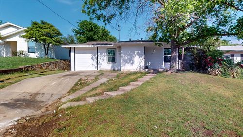 3013 Olive Pl, Fort Worth, TX, 76116-4211 | Card Image