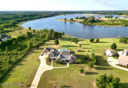 129 Churchill Pl, Madison, MS, 39110-6111 | Card Image