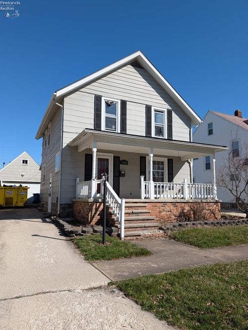 1120 Hamlin St, Fremont, OH, 43420-2113 | Card Image