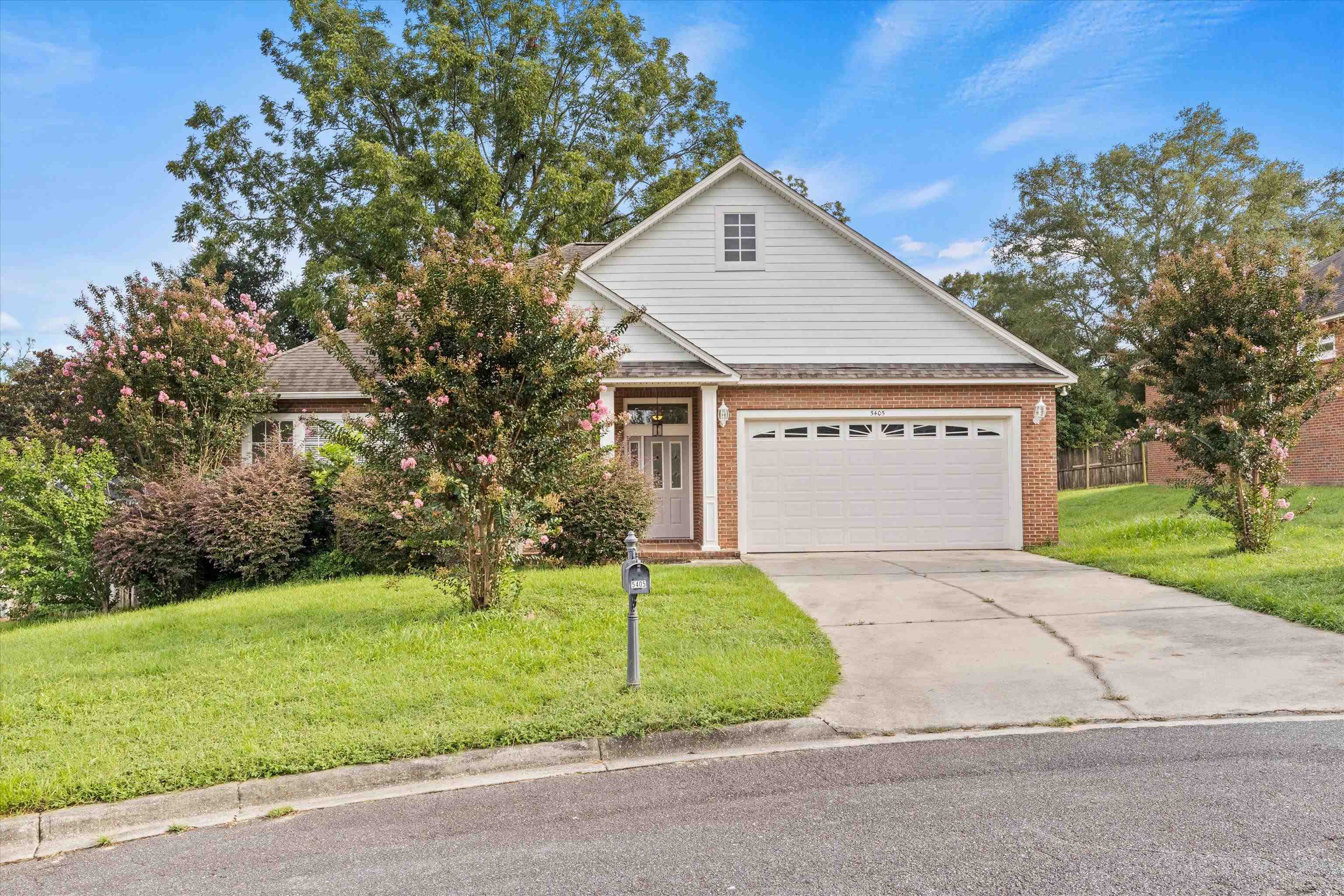 Calder Dr, Tallahassee, FL 32317
