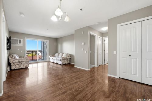 309-e-1300 Stockton St N, Regina, SK, S4X0G1 | Card Image