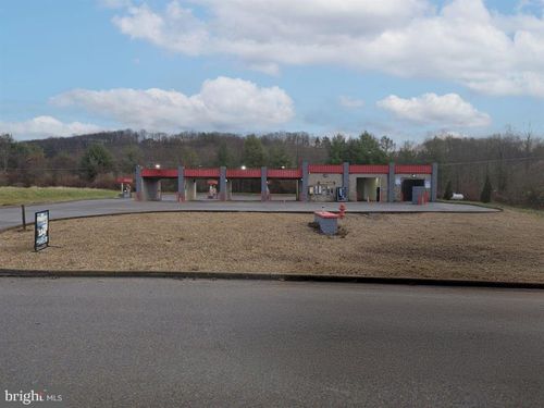 123 Woodland Dr Sw, Wise, VA, 24293-4623 | Card Image