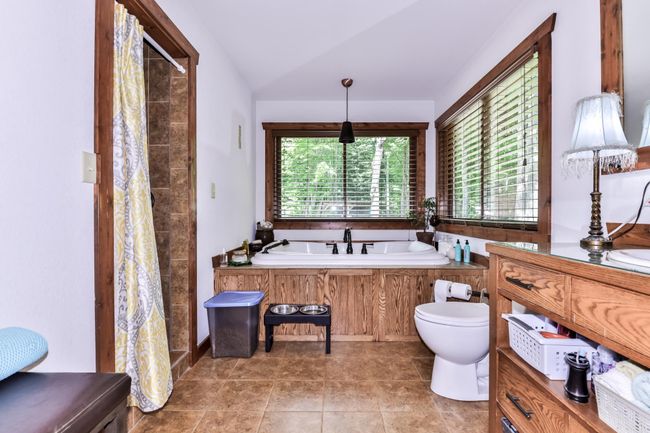 7818 Sutton Rd, House other with 2 bedrooms, 2 bathrooms and null parking in Minocqua WI | Image 12