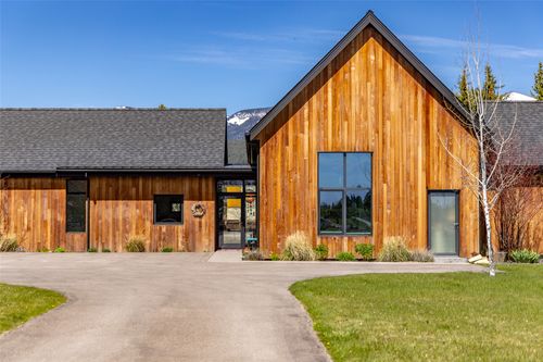 1768 E 2nd St, Whitefish, MT, 59937-8150 | Card Image