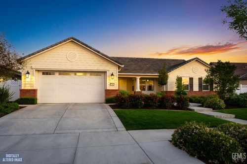 13607 Stonethwaite Ln, Bakersfield, CA, 93311-8742 | Card Image