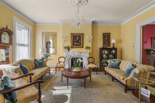 18 Hereford St, Boston, MA, 02115-1613 | Card Image