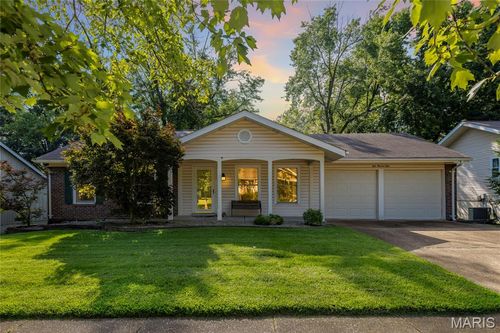808 Dinard Dr, Manchester, MO, 63021-5602 | Card Image