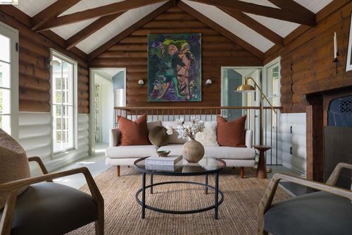 943 Glendome Cir, Oakland, CA, 94602-1413 | Card Image