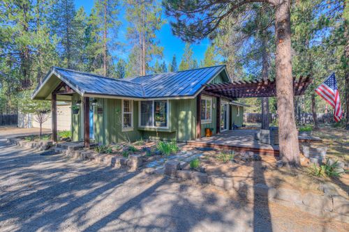 17592 Holgate Rd, La Pine, OR, 97739 | Card Image