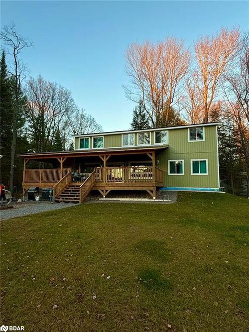 1013 Goodlife Lane, Dorset, ON, P0A1E0 | Card Image