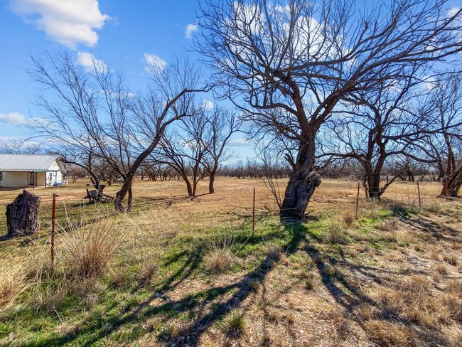 371 Fm 57 S, House other with 3 bedrooms, 2 bathrooms and null parking in Sylvester TX | Image 4
