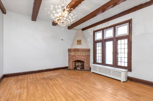 225-06 Mentone Ave, Laurelton, NY, 11413-2932 | Card Image