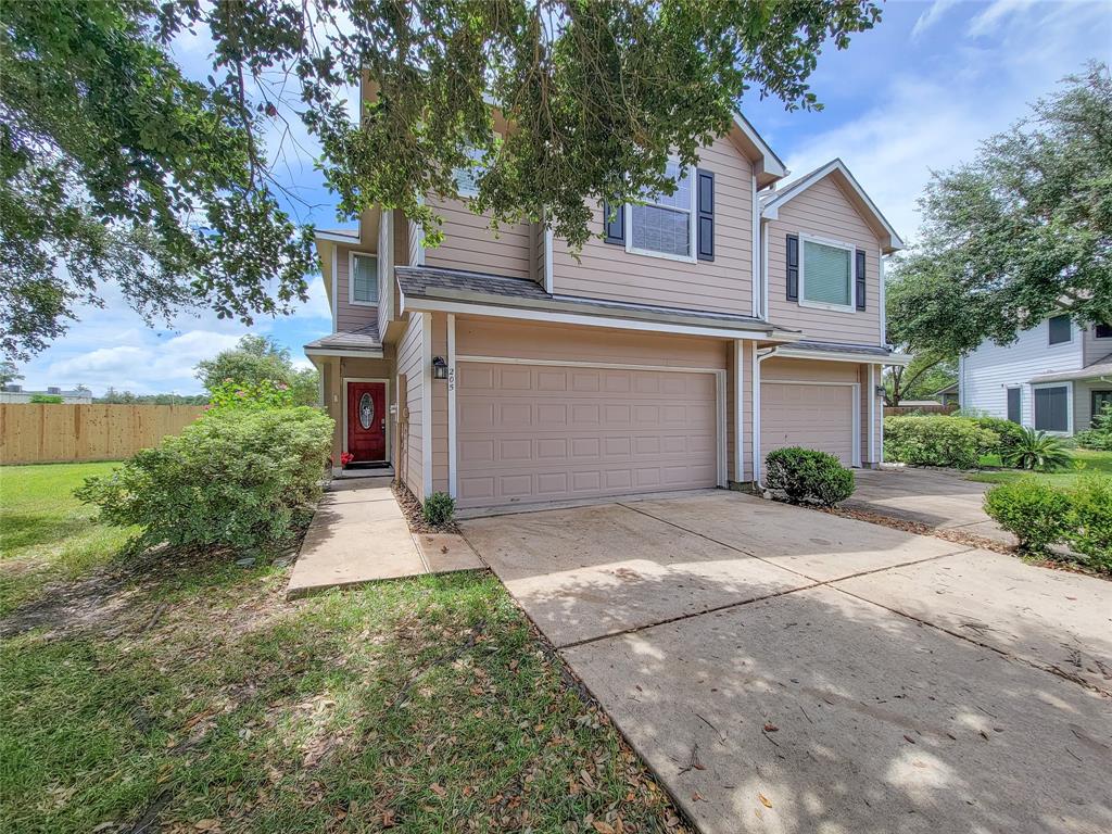 Drake Run Ln, Dickinson, TX 77539